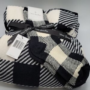 Vera Bradley pearl buffalo check wearable blanket & cozy sock bundle